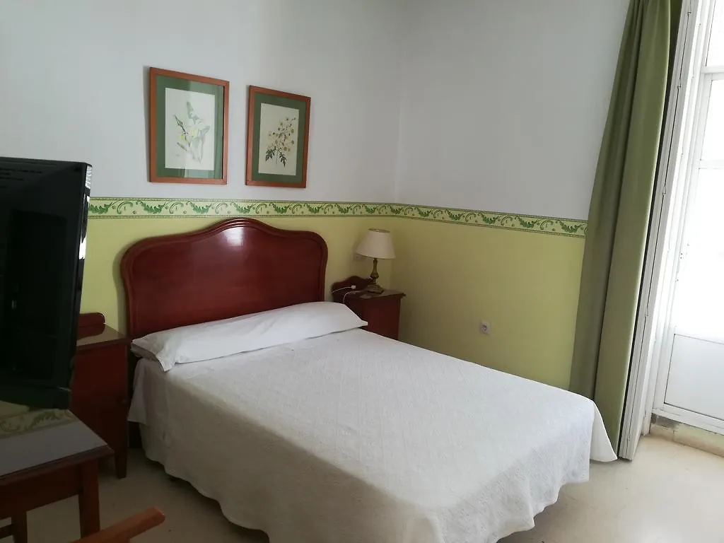 Nuevo Hotel Jerez de la Frontera 0*,